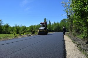 სოფელ ხიბლარის ქალაქთან დამაკავშირებელი გზა დაიგო