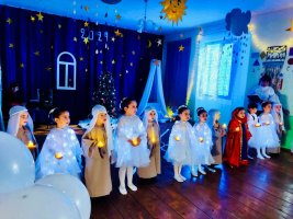 სამტრედიაში საბავშვო ბაღებში აღსაზრდელებს საახალწლო საჩუქრები დაურიგდათ