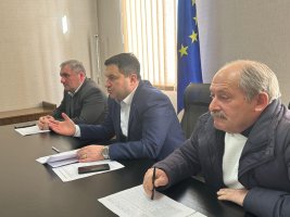 სამშენებლო კომპანიების და ტერიტორიული ორგანოების წარმომადგენლებთან სამუშაო შეხვედრა გაიმართა