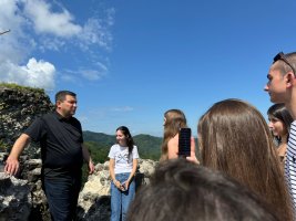 სამტრედიის მუნიციპალიტეტის მერიის ორგანიზებით ახალგაზრდებისთვის  ინფო-ტური მოეწყო