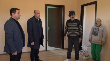 სამტრედიაში  სოციალურად დაუცველ ოთხ ოჯახს ახალი საცხოვრებელი სახლები  აუშენეს
