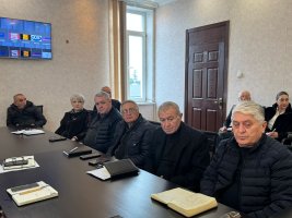 მერმა,  სამსახურის უფროსებთან მიმდინარე, დაგეგმილ და დასრულებულ პროექტებზე ისაუბრა