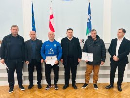 სამტრედიაში სხვადასხვა სფეროში მოღვაწე წარმატებული ადამიანები დააჯილდოეს