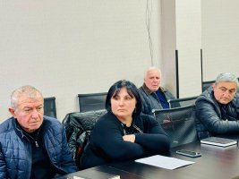 მერმა,  სამსახურის უფროსებთან მიმდინარე, დაგეგმილ და დასრულებულ პროექტებზე ისაუბრა