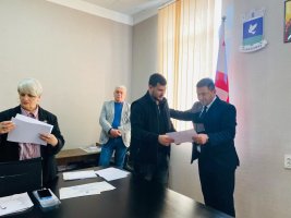 სამტრედიის მერმა სტიქიის დროს გამოჩენილი თანადგომისთვის მოხალისეები დააჯილდოვა