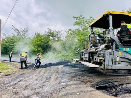 დიდ ჯიხაიშში, 29-ე ქუჩაზე ასფალტ-ბეტონის გზა იგება