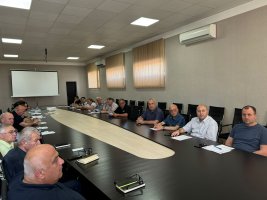 სამტრედიის მუნიციპალიტეტის მერიაში მერის, დავით ბახტაძის ხელმძღვანელობით სამუშაო თათბირი გაიმართა