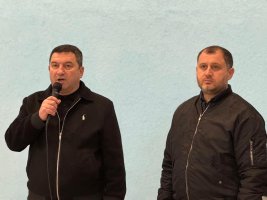 სამტრედიაში საჯარო და კერძო სკოლებს შორის ცურვის შეჯიბრი გაიმართა