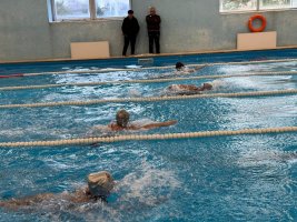 სამტრედიაში საჯარო და კერძო სკოლებს შორის ცურვის შეჯიბრი გაიმართა