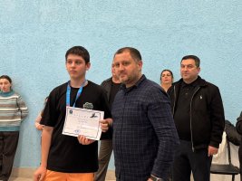 სამტრედიაში საჯარო და კერძო სკოლებს შორის ცურვის შეჯიბრი გაიმართა