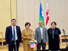 სამტრედიაში ღვაწლმოსილი პედაგოგები დააჯილდოვეს