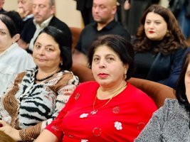 სამტრედიაში ღვაწლმოსილი პედაგოგები დააჯილდოვეს