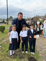 სამტრედია ქვეყნის მასშტაბით მიმდინარე გარემოსდაცვით ინიციატივას „ჩემი პირველი ნერგი“ შეუერთდა